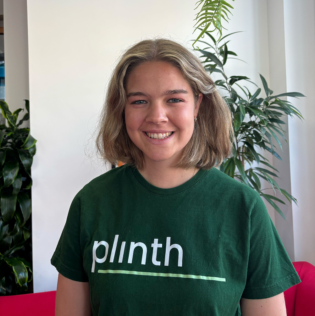 Maria Toone headshot